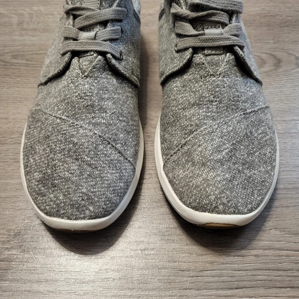 TOMS Del Rey Gray Knit Low Top‎ Lace Up Sneakers Womens size 8 Casual Textile